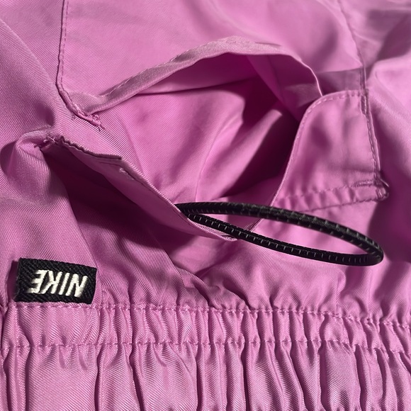 ‼️50% OFF SALE‼️ Nike NSW Woven Flow Shorts - Picture 3 of 4